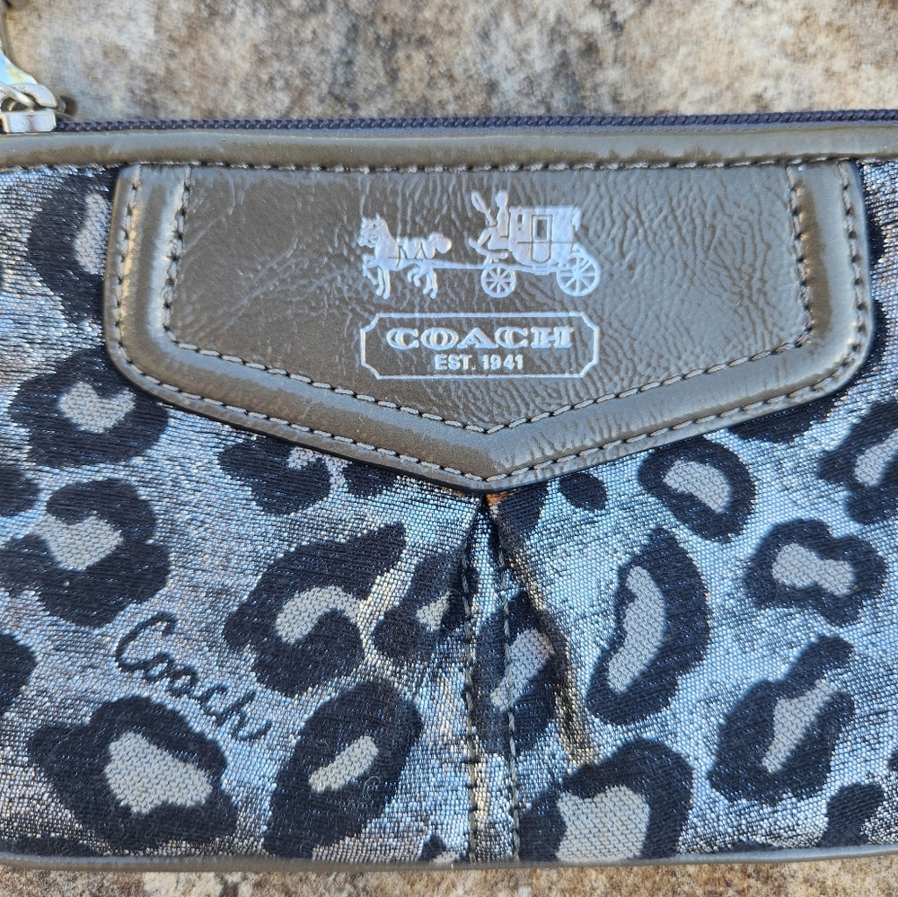 Coach Madison Ocelot Wristlet Purse Wallet Clutch - Picture 2 of 6